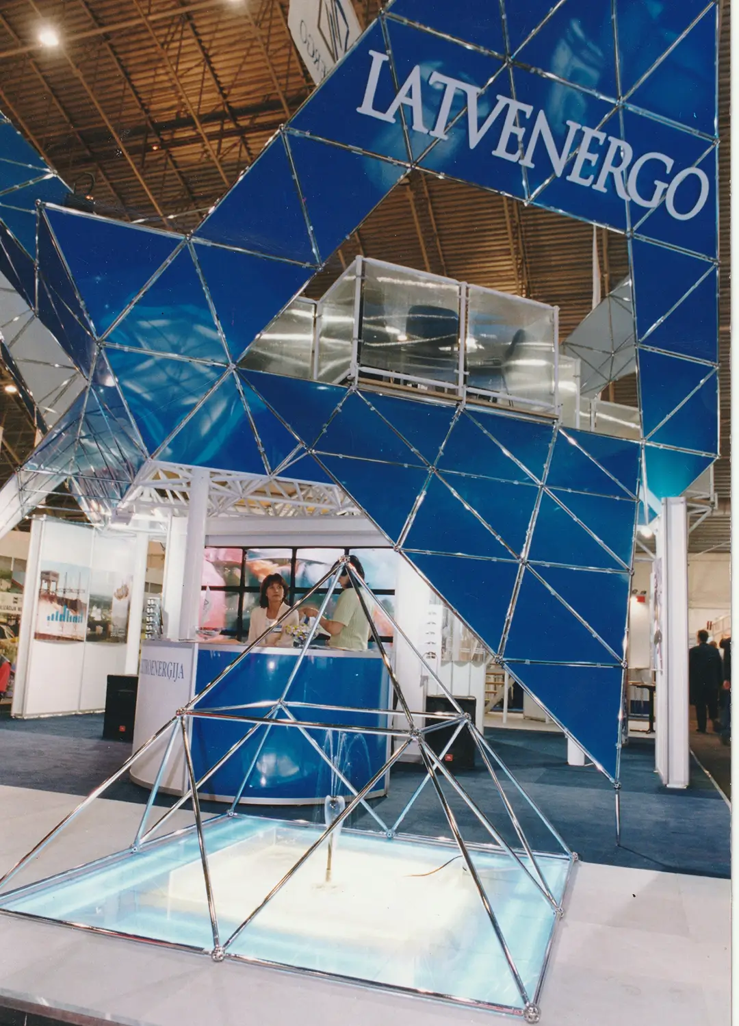 Exhibition system stands 