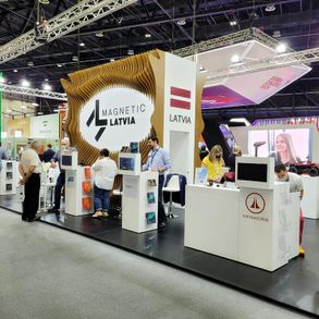 Exclusive exhibition stands 62