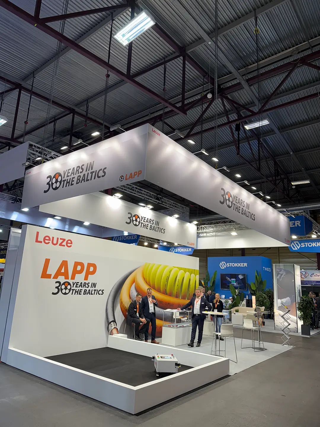 Custom-built exhibition stands 