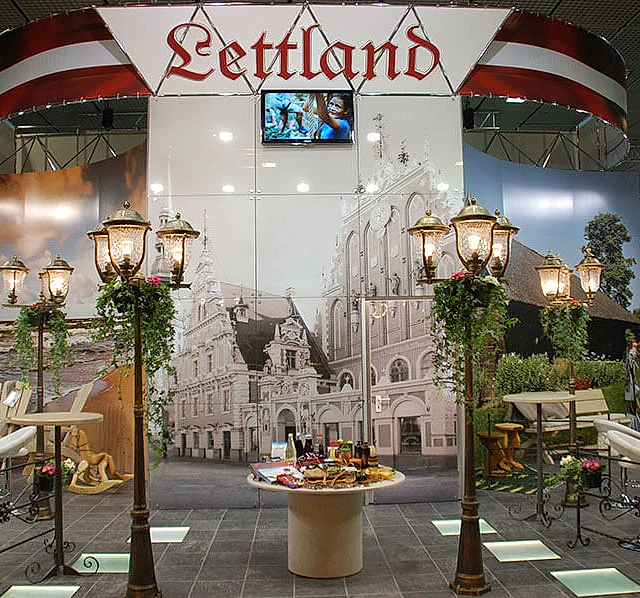 Exhibition system stands